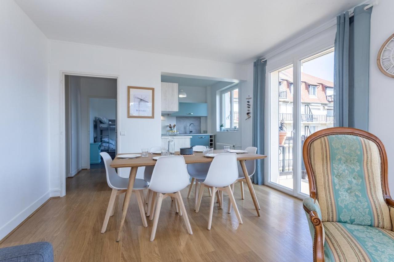 Le Carrousel - Appartement Avec Studio Attenant โดวีลล์ ภายนอก รูปภาพ
